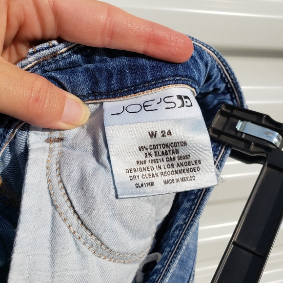 Joe's Jeans Socialite Kicker distressed cropped - Picture 4 of 8